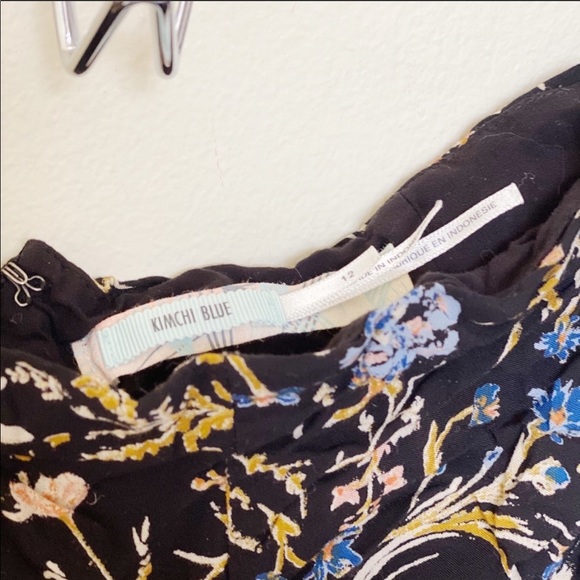 Urban Outfitters Floral Flutter Shorts - Picture 5 of 5